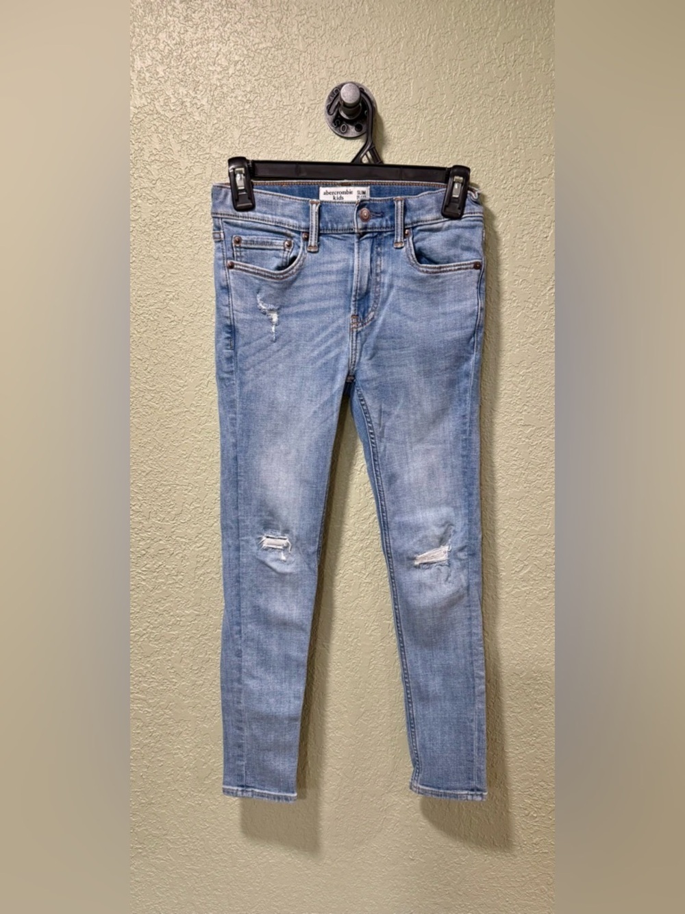 abercrombie kids Light Blue Skinny Jeans with Knee Distress